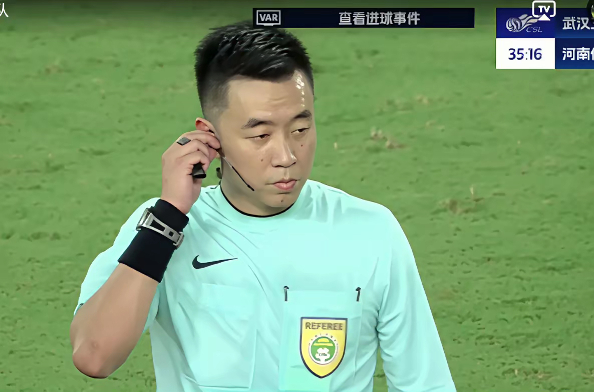 九游娱乐-包含武汉三镇迎德甲关键赛，关键时刻篮板制胜，引发热议，控场能力受关注的词条